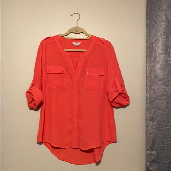 Q & A Tops - Coral Q&A rolled sleeve top with button detail